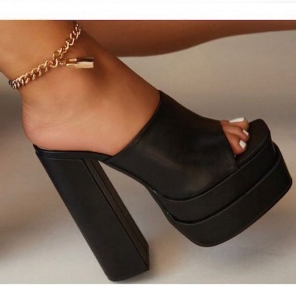 !! NEW !! Platform Block Heel Mules in Black - Picture 6 of 9